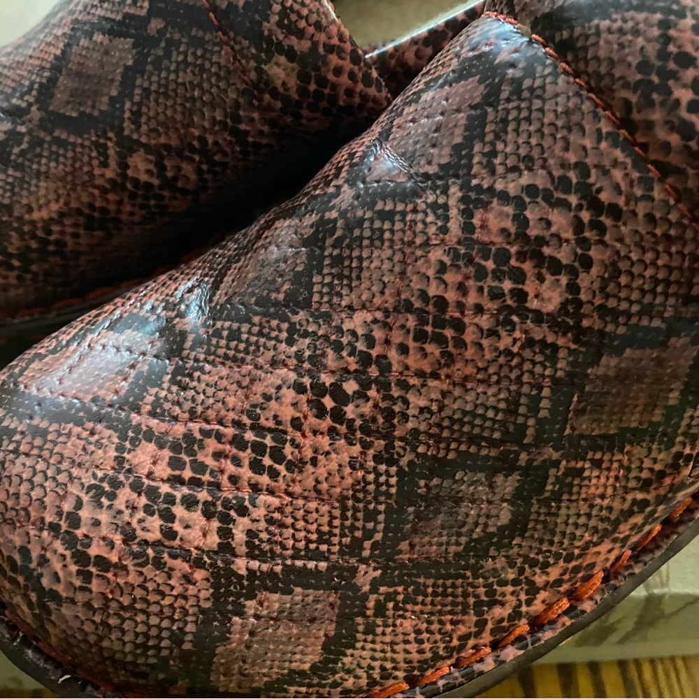 B o c Born Concept “Peggy” clog - Picture 2 of 4